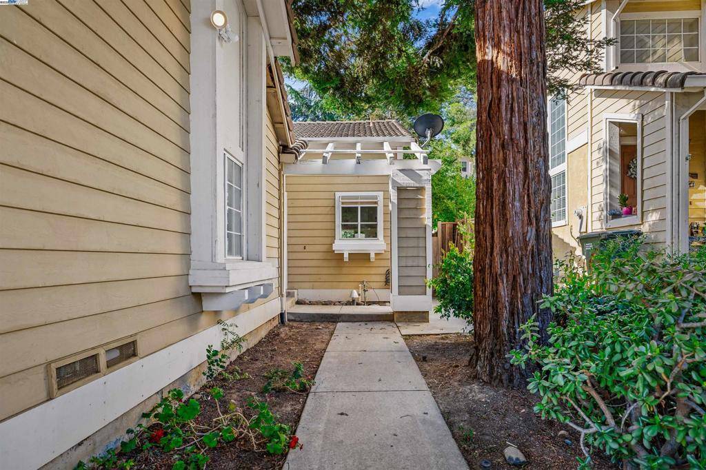Pittsburg, CA 94565,1611 Birdhaven Way