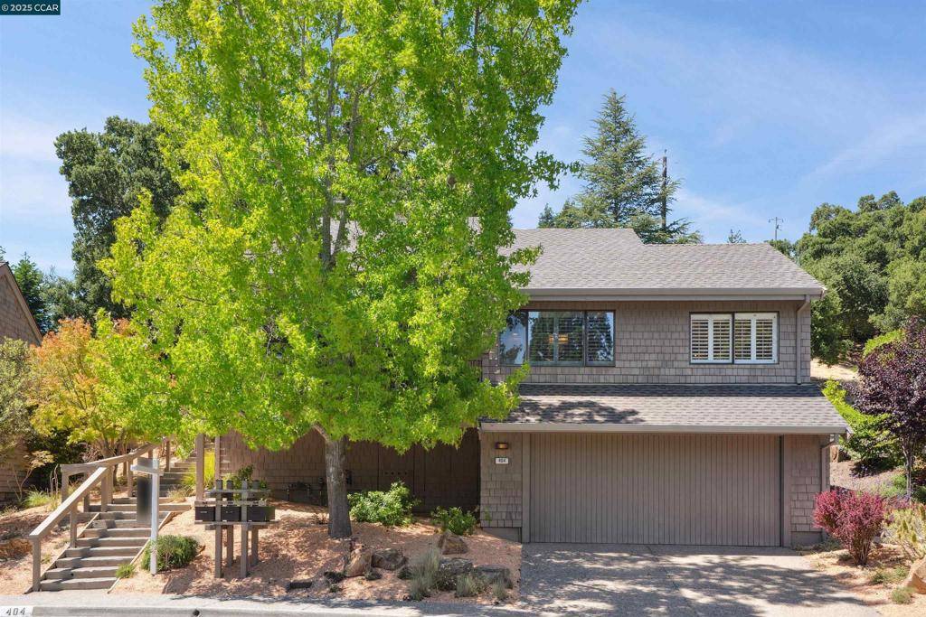 Orinda, CA 94563,404 Ridge Gate Road