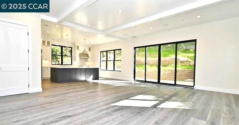 Orinda, CA 94563,6 Linda Vista