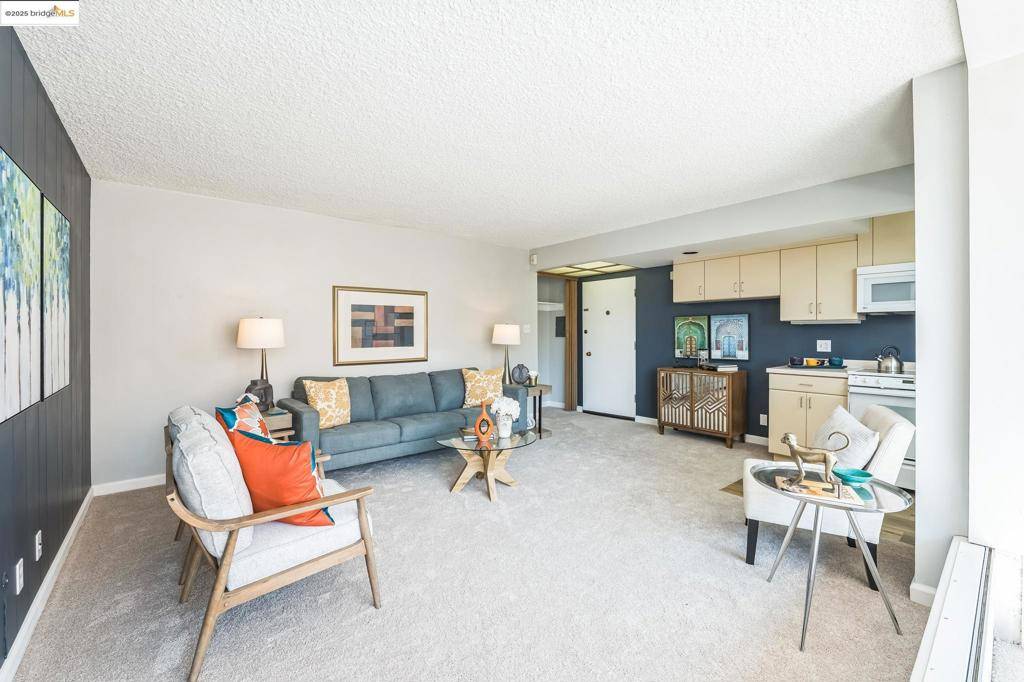 Berkeley, CA 94704,2550 dana #2F