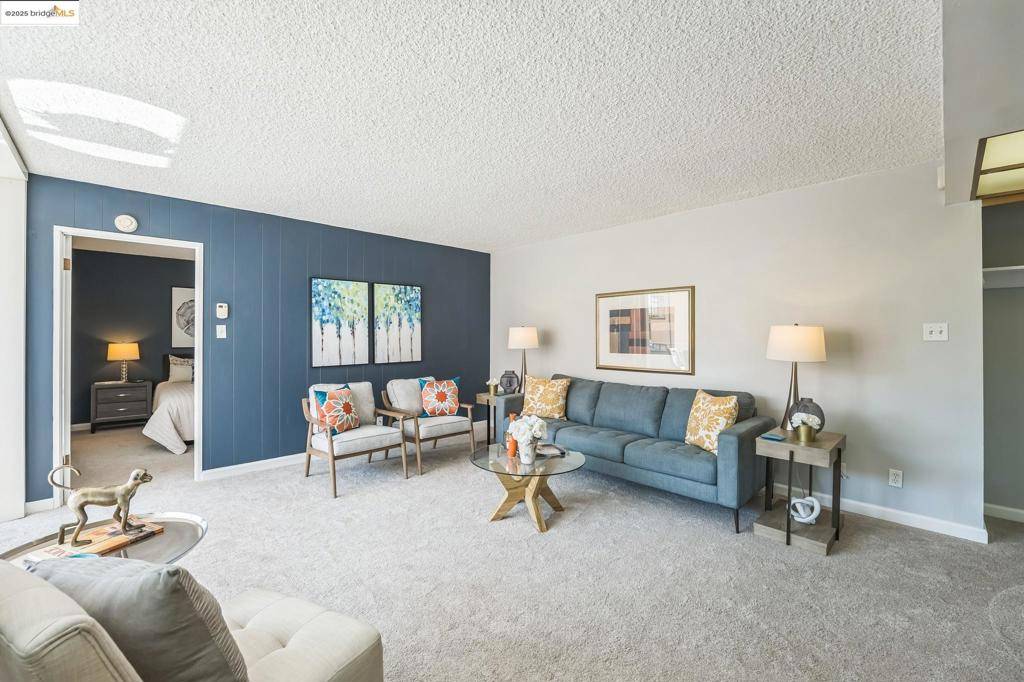 Berkeley, CA 94704,2550 dana #2F