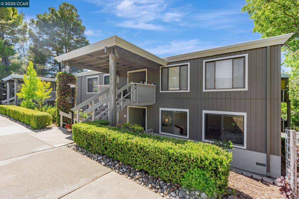 Walnut Creek, CA 94595,2900 Tice Creek Dr #8