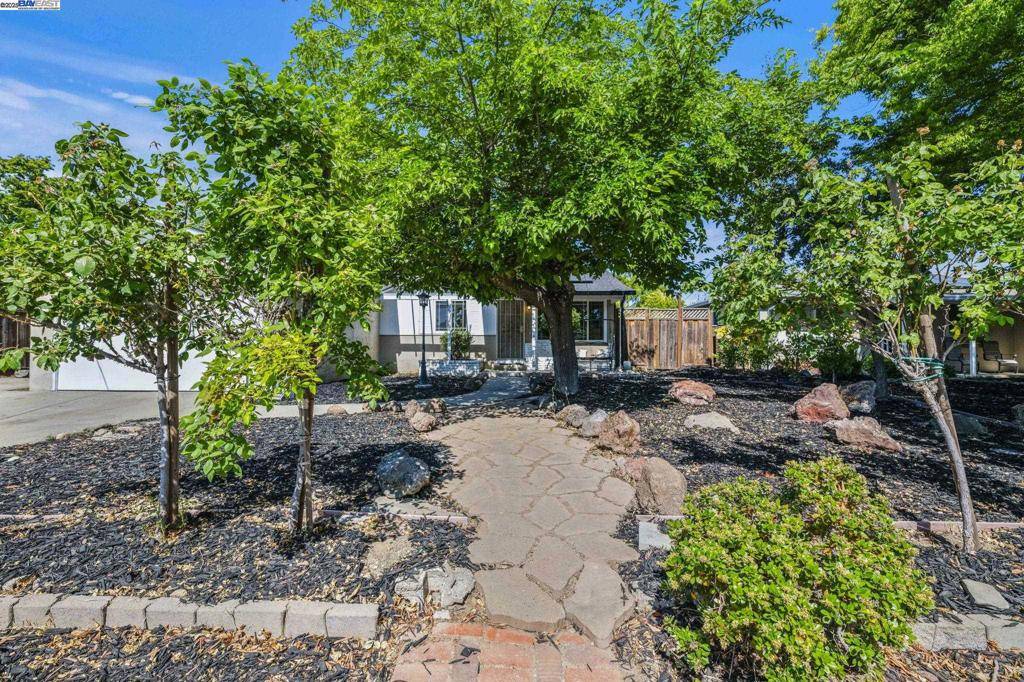 Livermore, CA 94550,1350 Wagoner Dr