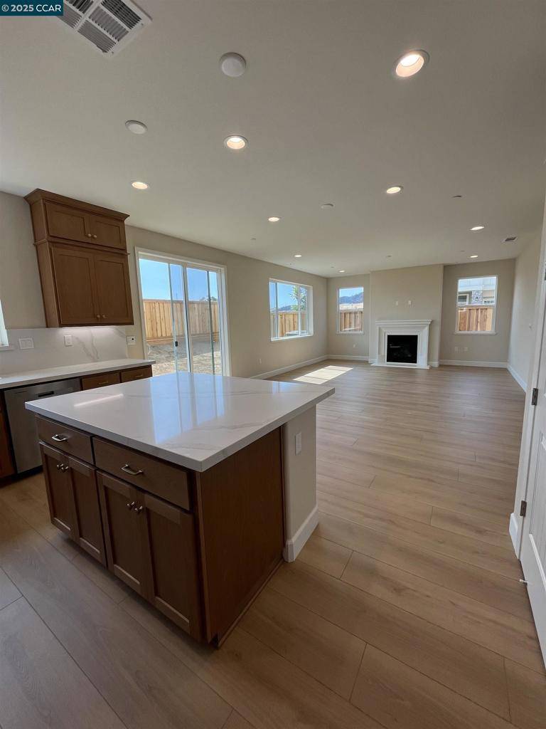 Pittsburg, CA 94565,131 Orchard Way