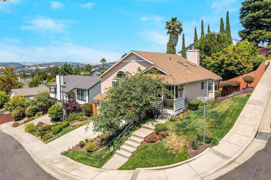 Hayward, CA 94541,23380 Lakeridge Avenue