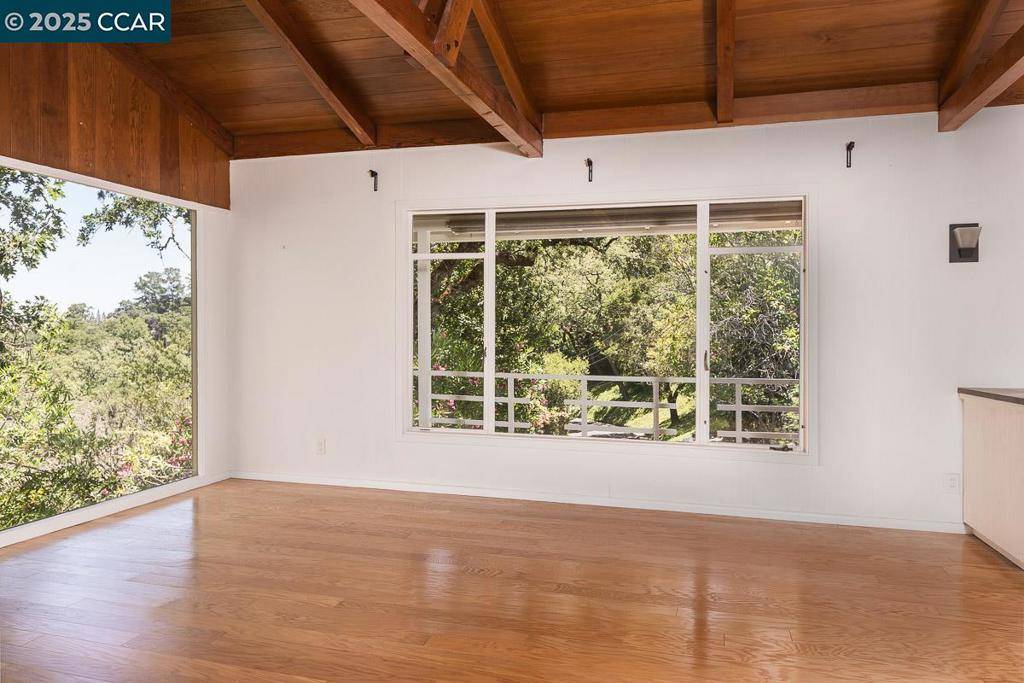 Lafayette, CA 94549,877 Mountain View Dr