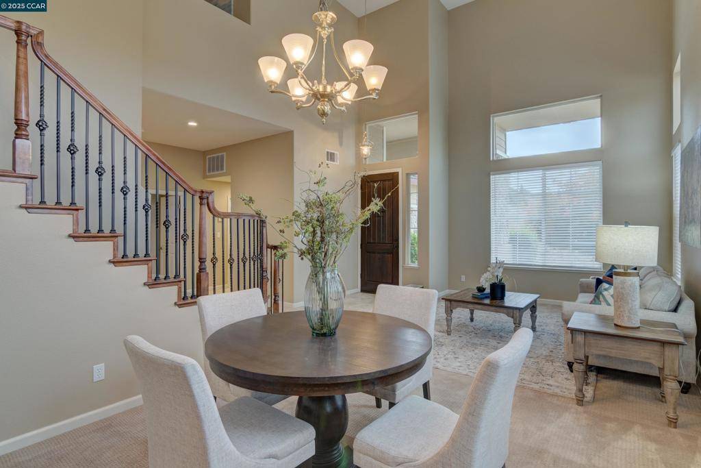 Clayton, CA 94517,5171 Keller Ridge Dr