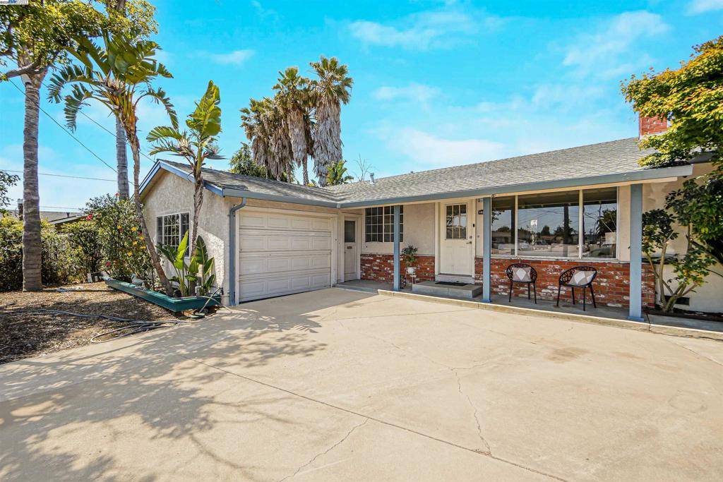 Hayward, CA 94545,1925 Lilac Ave.