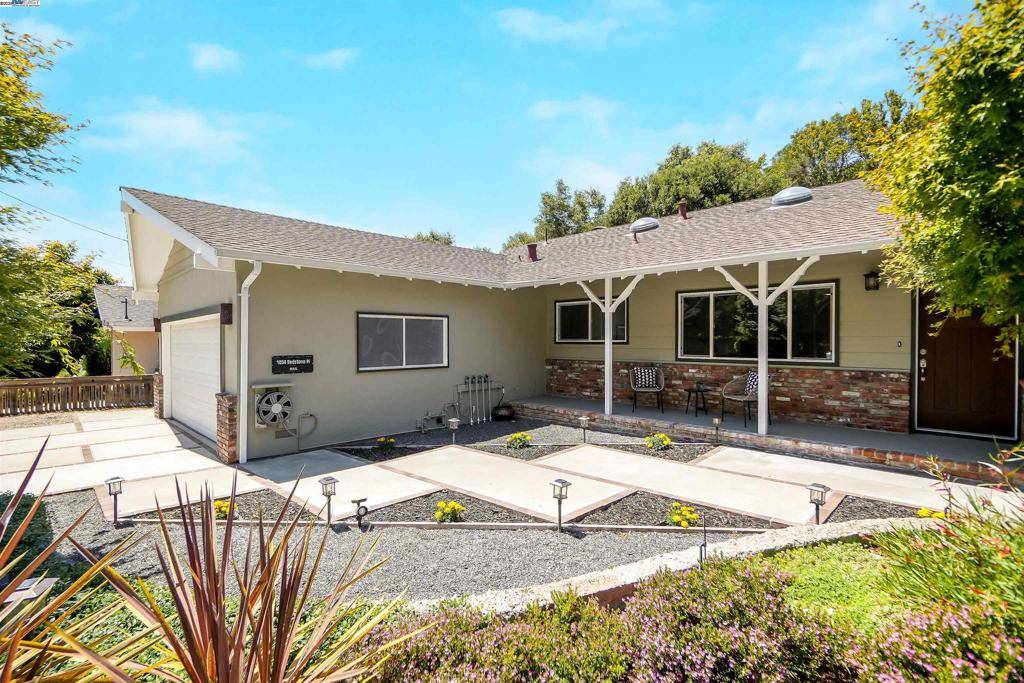 Hayward, CA 94542,1054 Redstone Pl