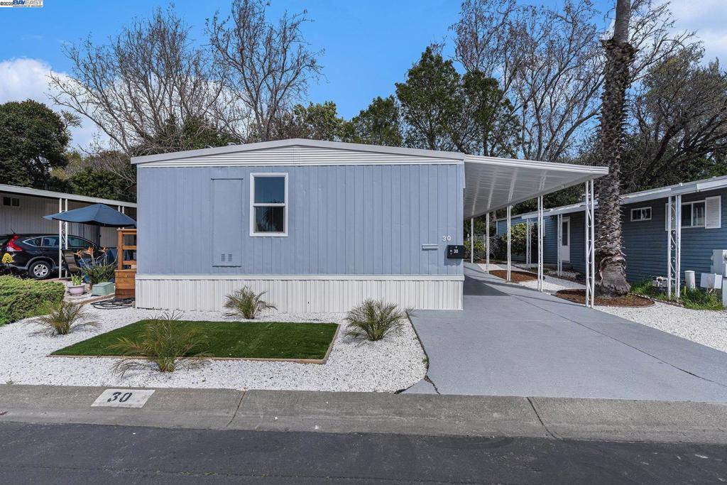 Union City, CA 94587,30 Palm dr