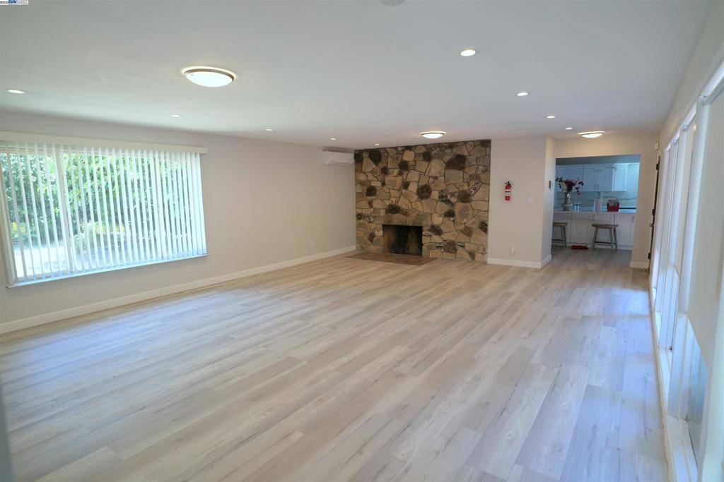 Sacramento, CA 95821,3180 Watt Ave
