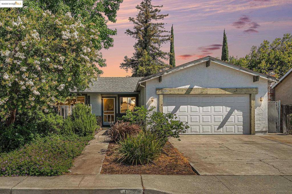 Oakley, CA 94561,1998 Chardonnay Dr