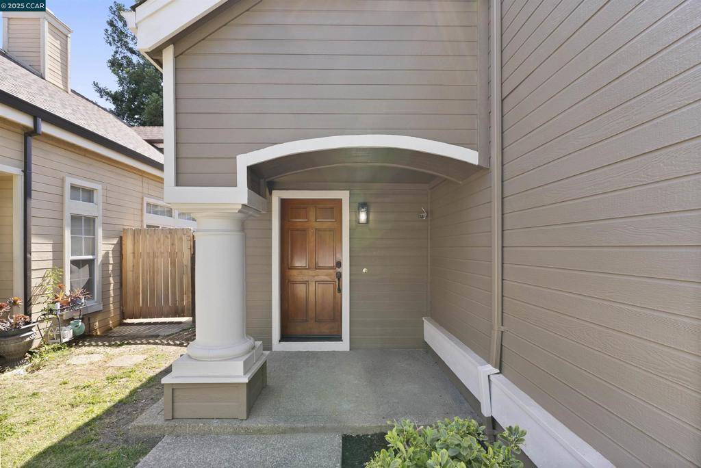 Carmichael, CA 95608,2726 Compton Parc Ln