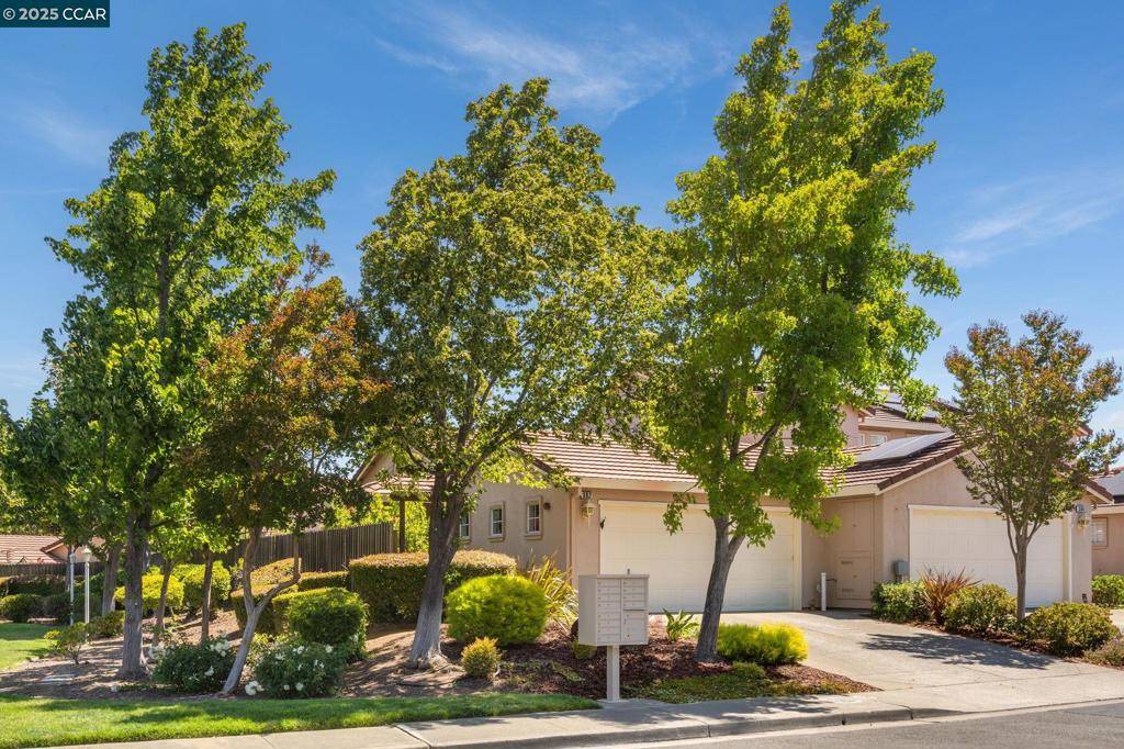 Benicia, CA 94510,302 Columbia Cir