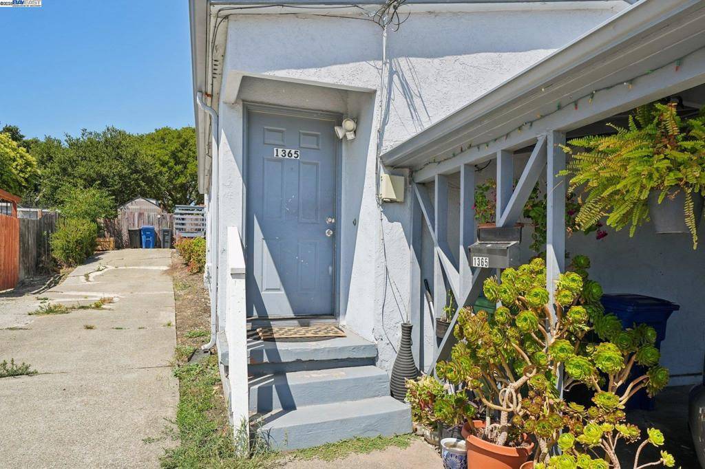 Hayward, CA 94542,1365 Highland Blvd