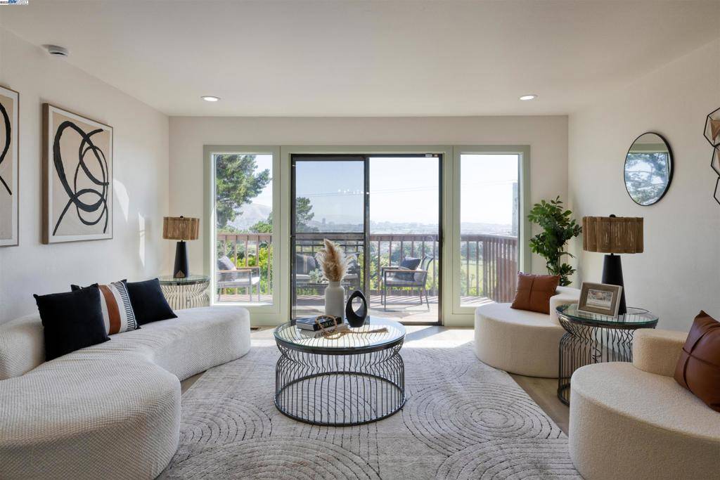 San Bruno, CA 94066,131 Fernwood Dr