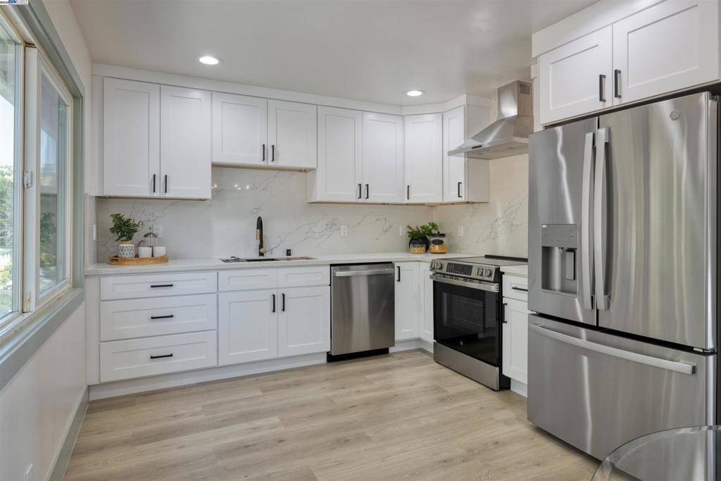 San Bruno, CA 94066,131 Fernwood Dr
