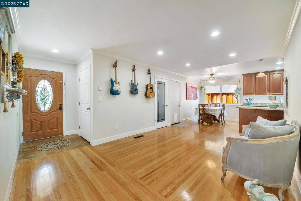 Livermore, CA 94550,819 Wall St