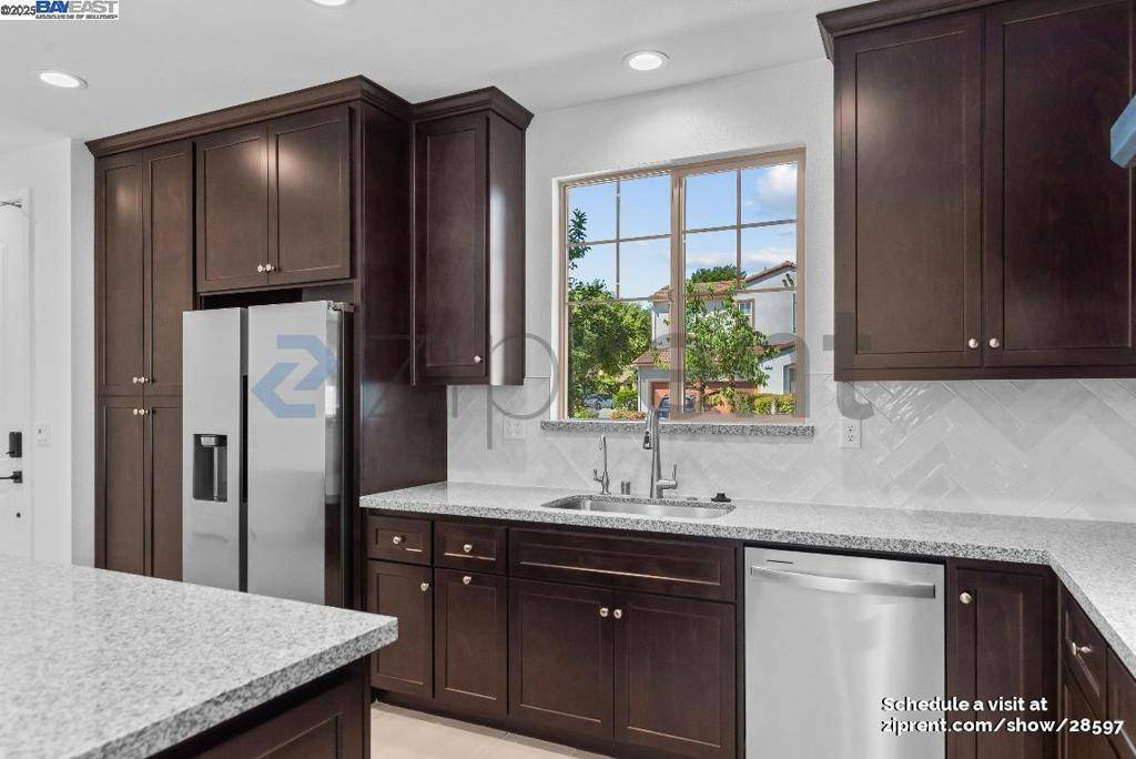 Mountain House, CA 95391,552 N Andalusia Way