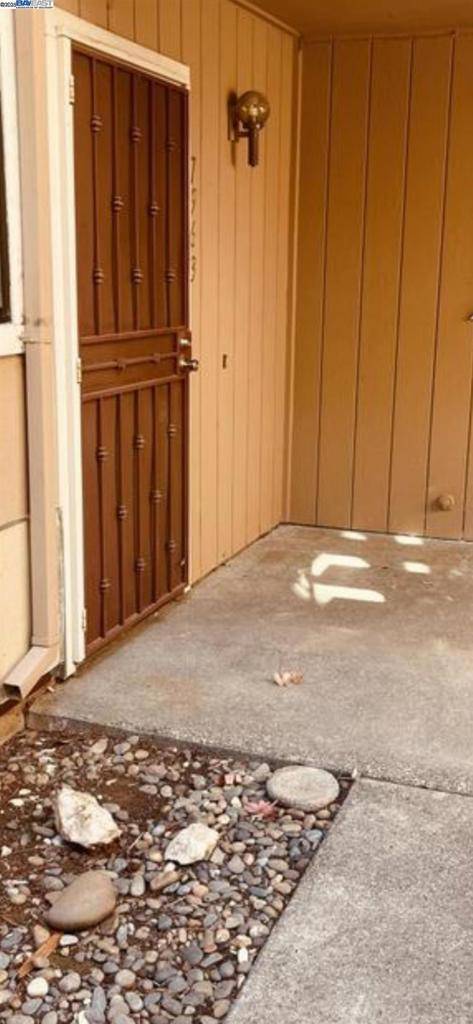 Citrus Heights, CA 95610,7963 ARCADE LAKE LANE