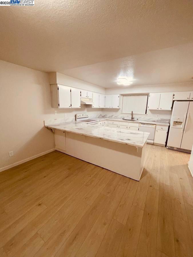 Citrus Heights, CA 95610,7963 ARCADE LAKE LANE