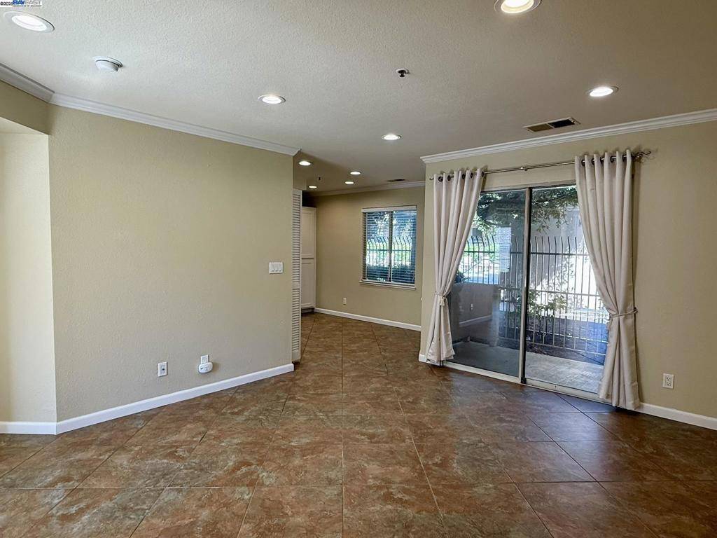 Livermore, CA 94550,342 Chris Cmn #109