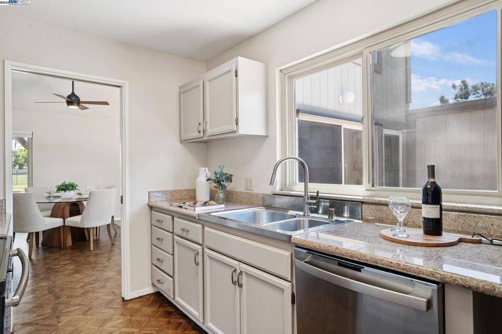 Alameda, CA 94502,3350 Fir Ave