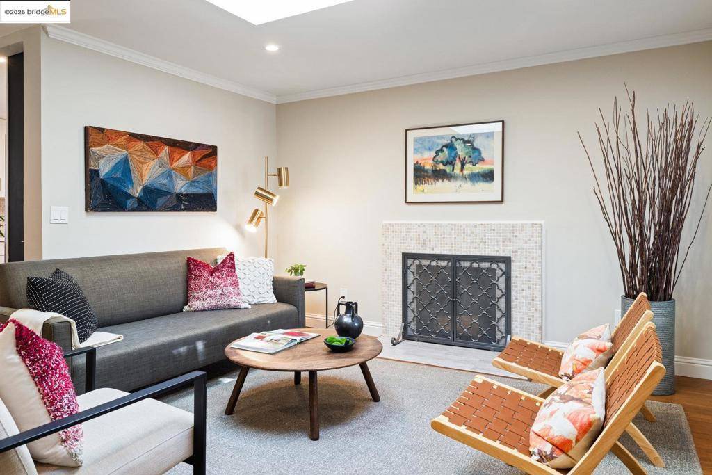 San Lorenzo, CA 94580,15728 Paseo Del Campo