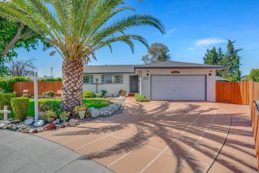 Livermore, CA 94551,5771 Running Hills Ave