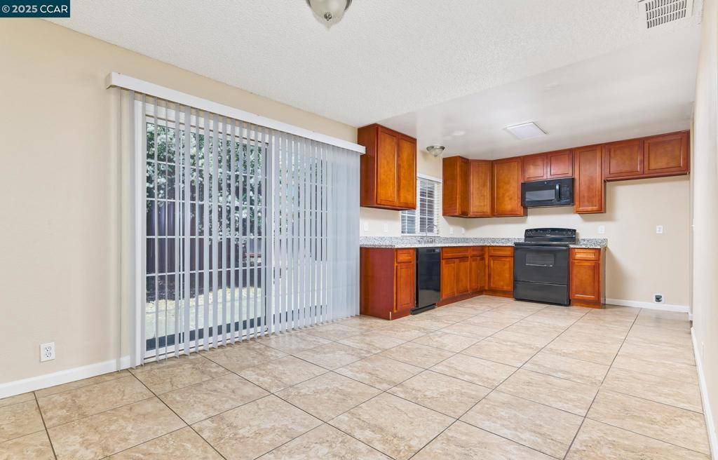 Sacramento, CA 95838,4441 Standrich St