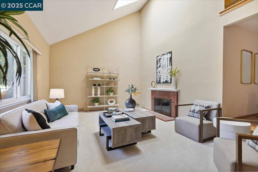 Walnut Creek, CA 94598,1759 Crescent Dr