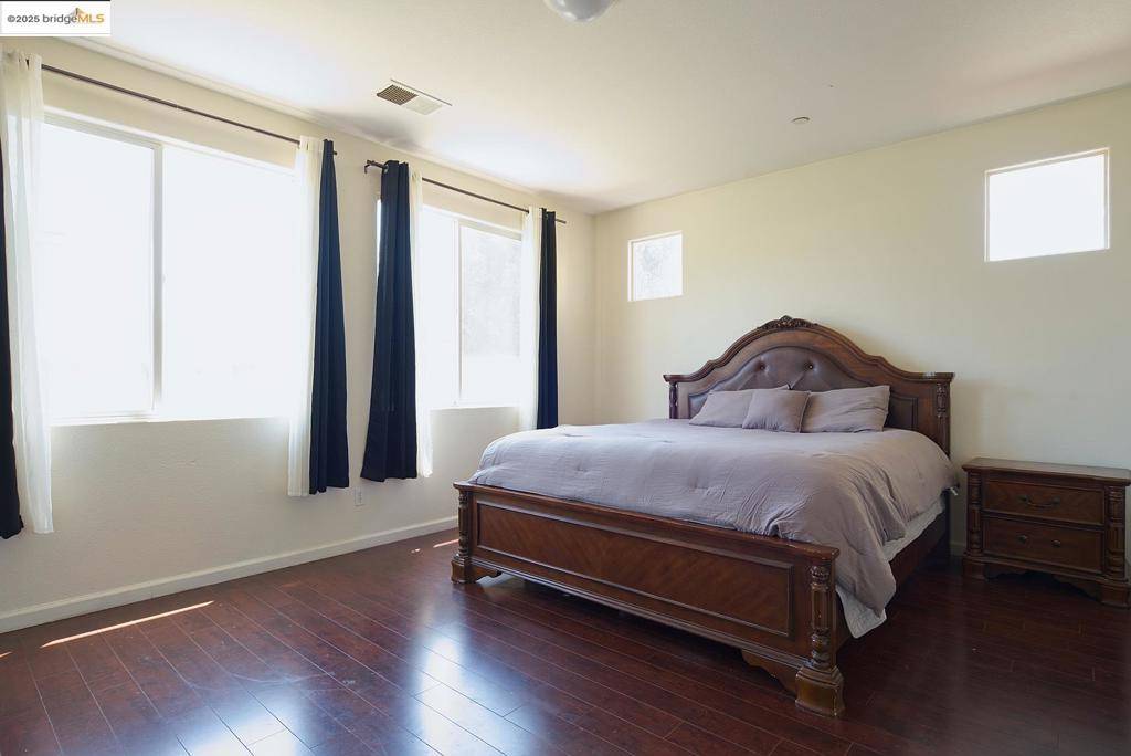 Greenfield, CA 93927,360 Chianti WAY