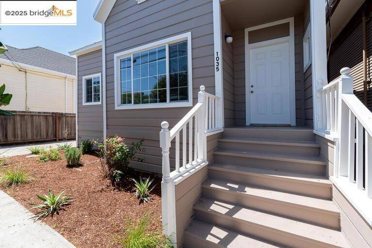 Oakland, CA 94607,1035 24Th St