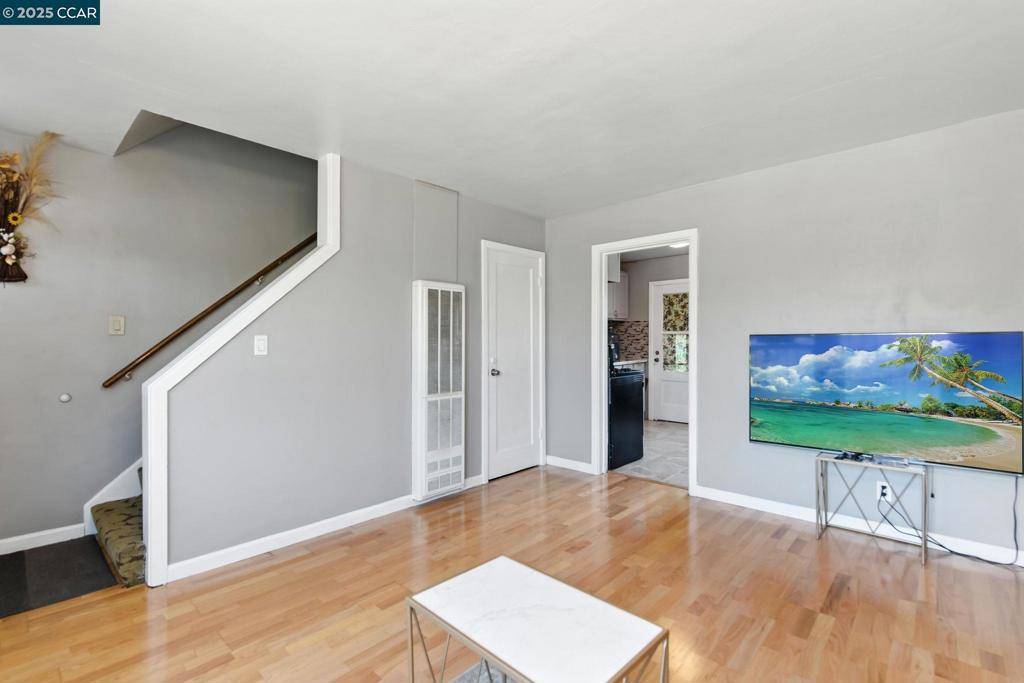 Richmond, CA 94801,121 Collins Street
