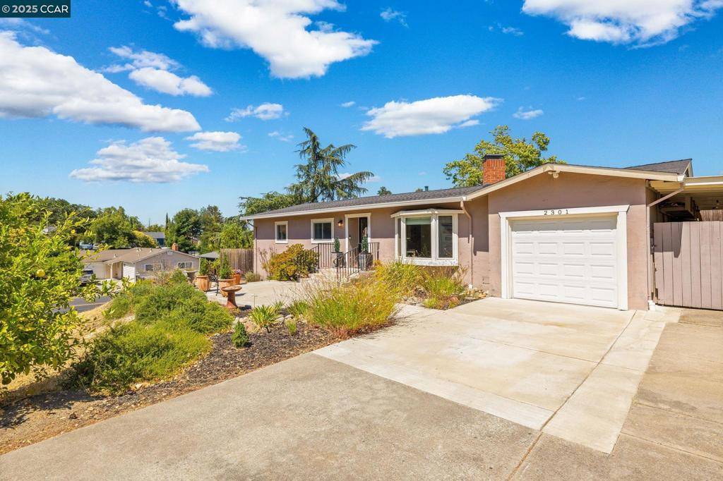 Martinez, CA 94553,2301 Pine St.