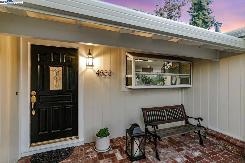 Fremont, CA 94536,4533 Santa Cruz Ct