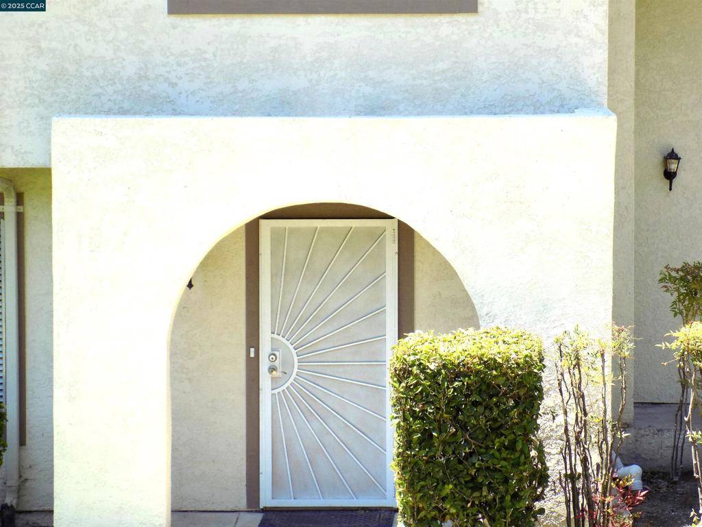 Richmond, CA 94803-1208,30 Greenview Lane