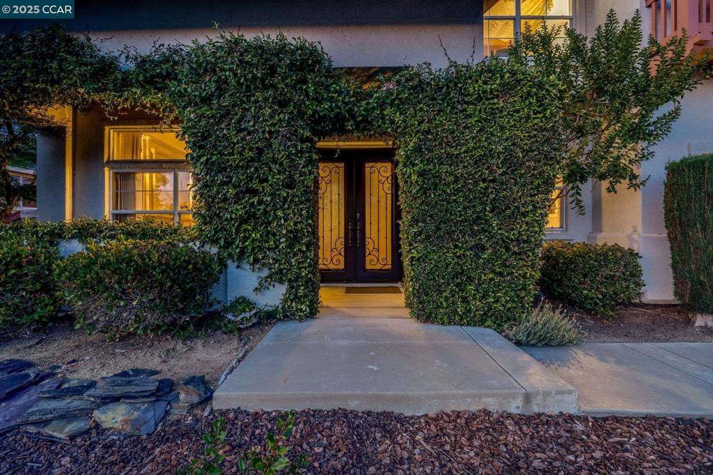 Clayton, CA 94517,1105 Peacock Creek Drive