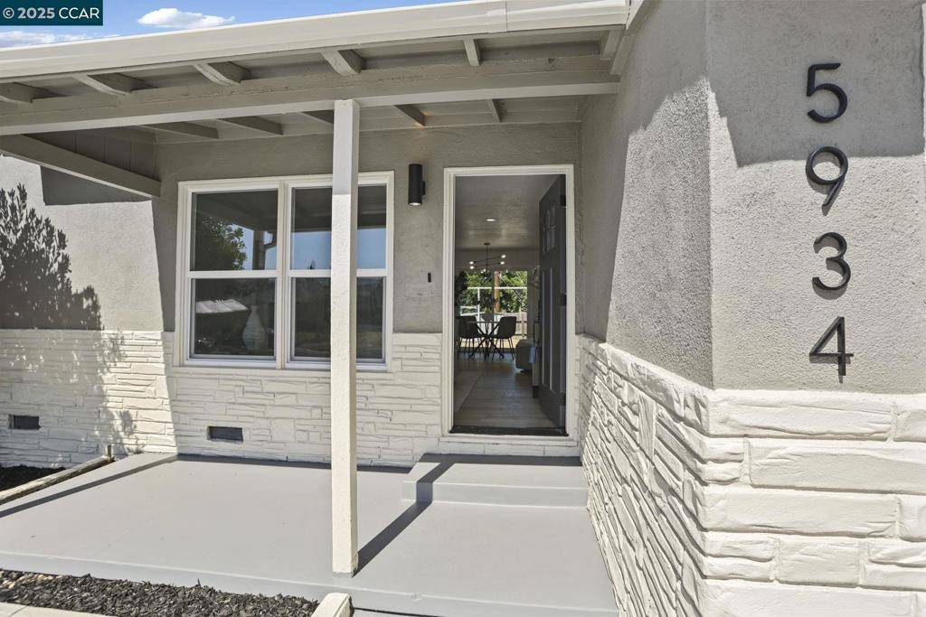 Sacramento, CA 95824,5934 61st Street