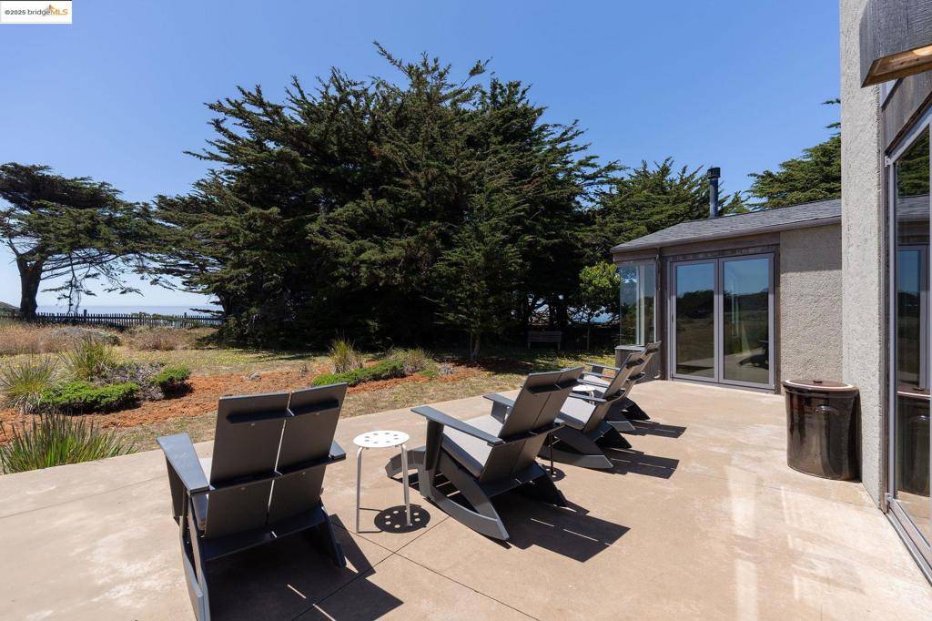 CA 95497,275 Broad Reach