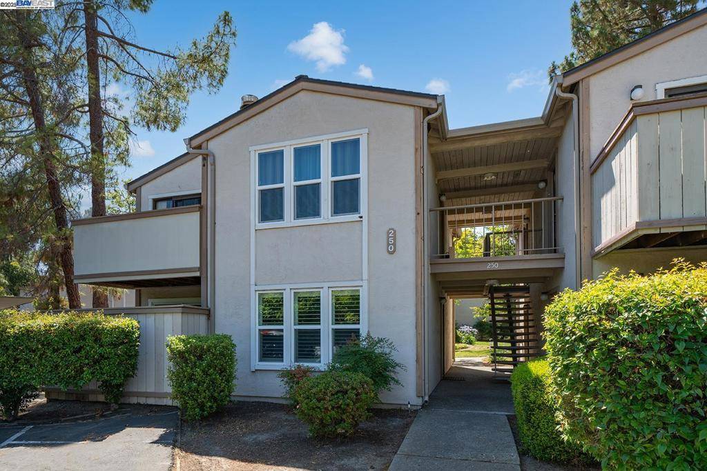 Pleasant Hill, CA 94523,250 Chilpancingo Pkwy #5
