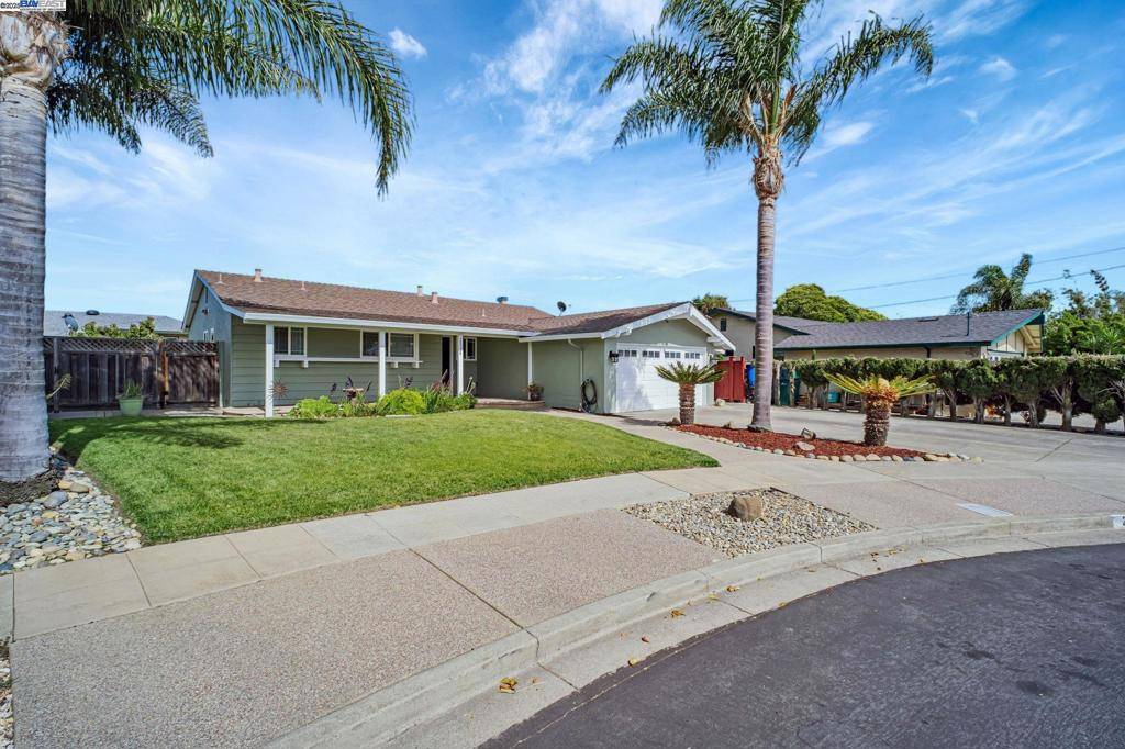 Hayward, CA 94545-4968,28028 Petrina Ct.