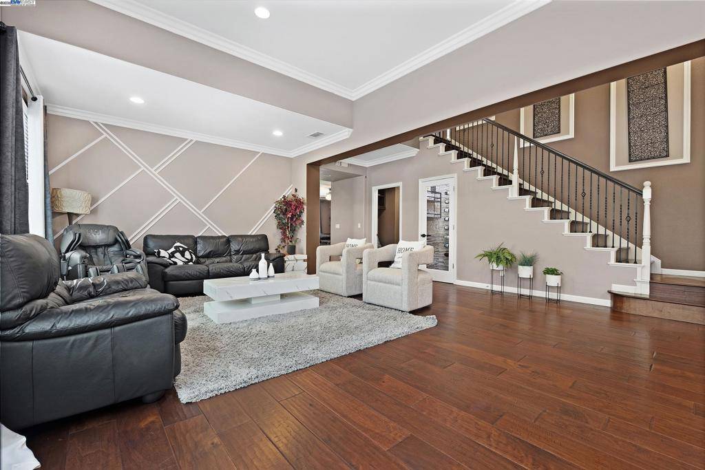 San Ramon, CA 94582,6232 Murdock Way