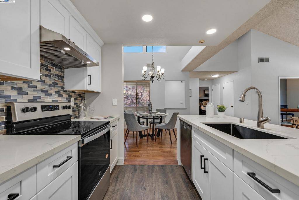 Newark, CA 94560,6488 Buena Vista Dr #B