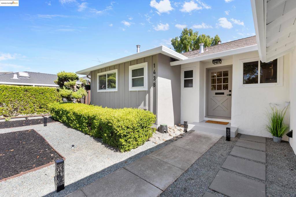 San Jose, CA 95118-2943,1438 SPRUCEWOOD DR