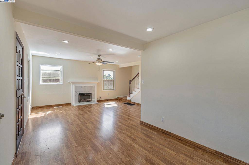 San Leandro, CA 94577,2101 West Avenue 136th