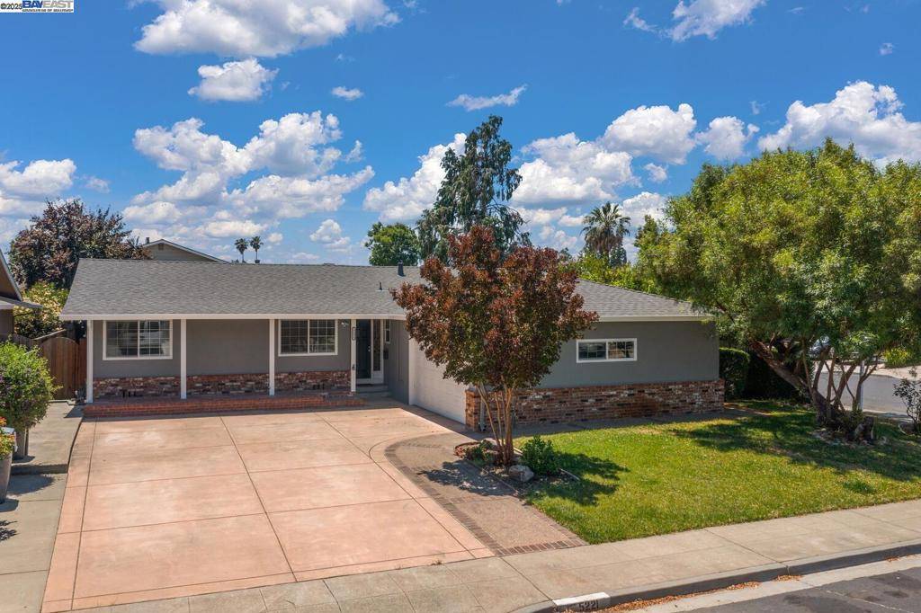 Livermore, CA 94550,5221 Roxanne Ct