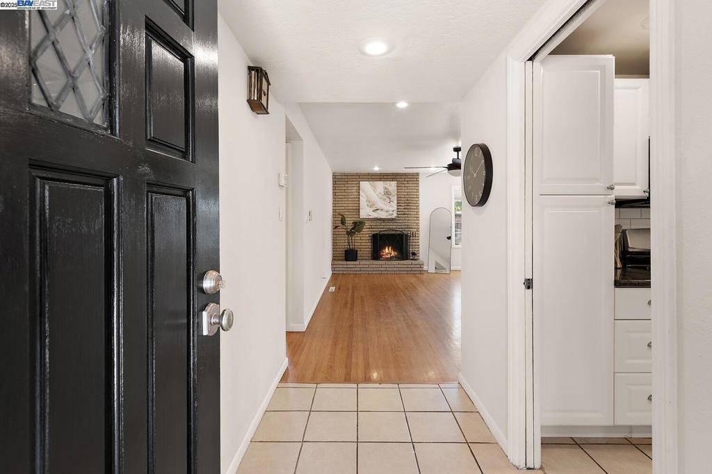 Livermore, CA 94550,5221 Roxanne Ct