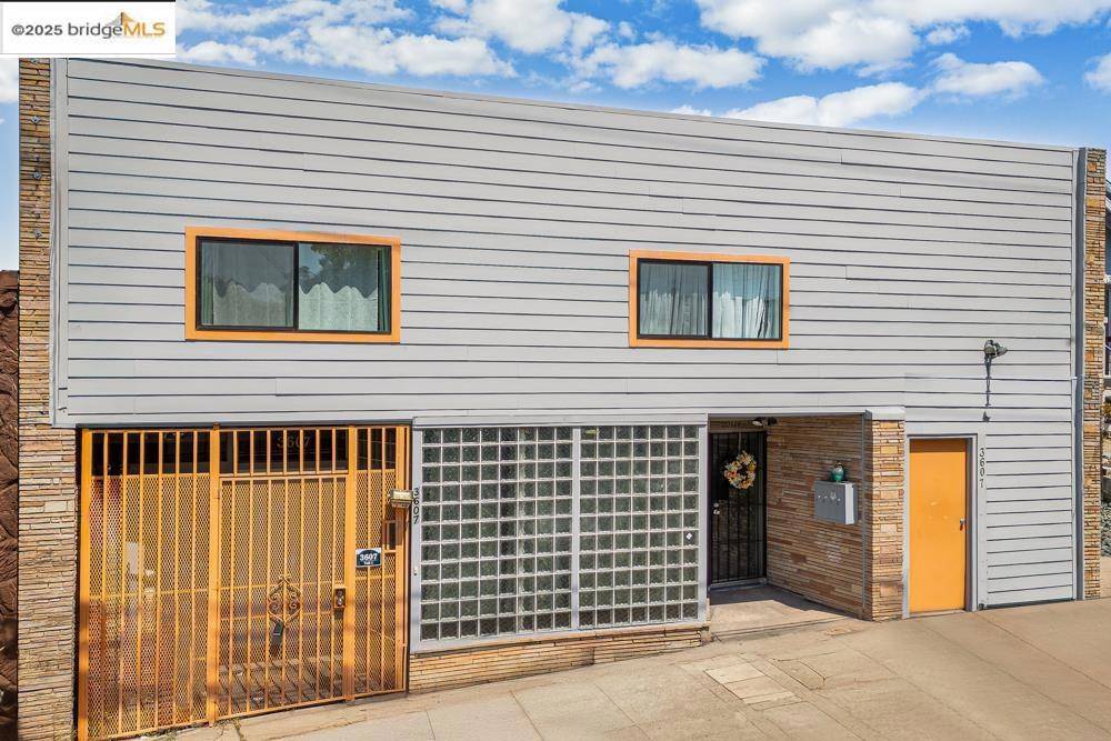 Oakland, CA 94602,3607 Maple Ave