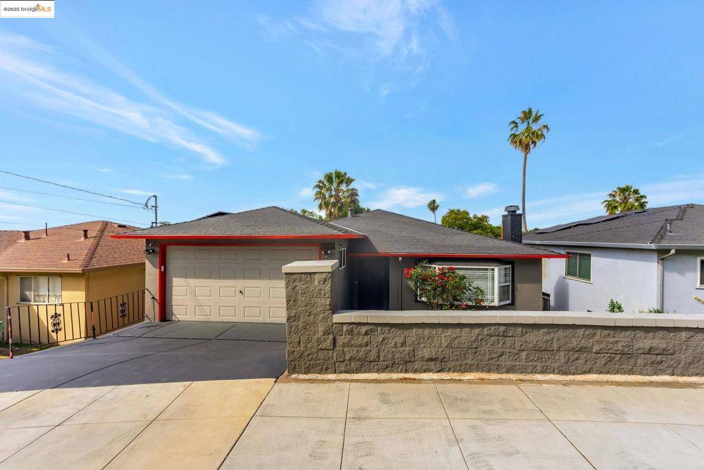 Oakland, CA 94605,6941 Outlook Ave